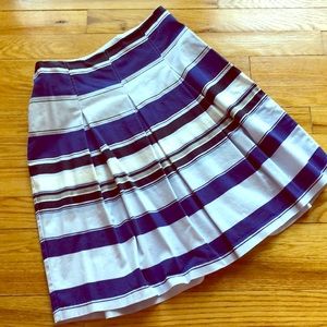NEW YORK & COMPANY BLUE STRIPED SKIRT